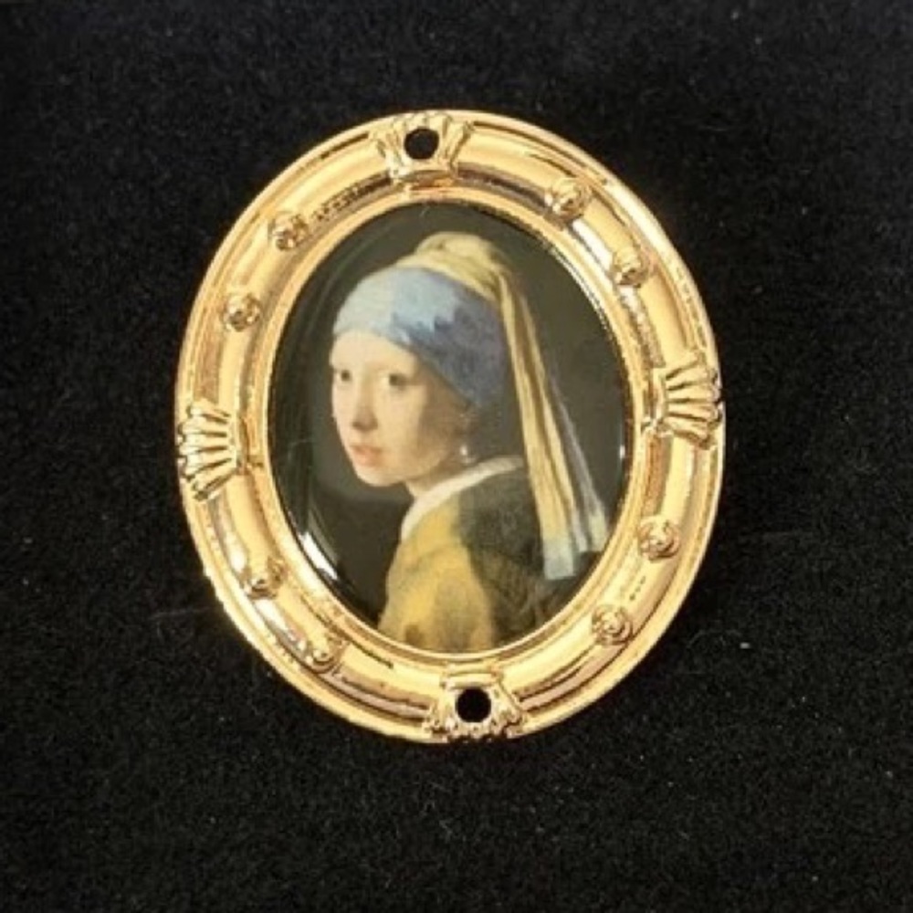 2 Piece Set Baroque Gold Plated Girl Pearl Fine Art Print Oval Brooch & … - Picture 10 of 11